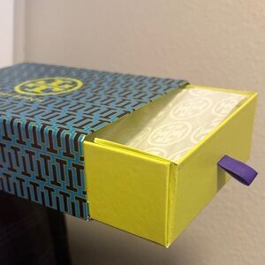 Tory Burch Geometric Yellow and Blue Box for any gift